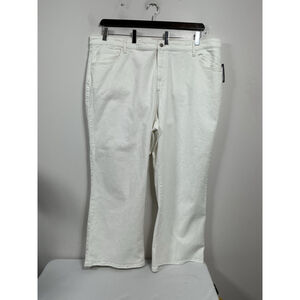 Womans NWT Universal Thread High Rise Wide Leg Stretch White Jeans Size 30
